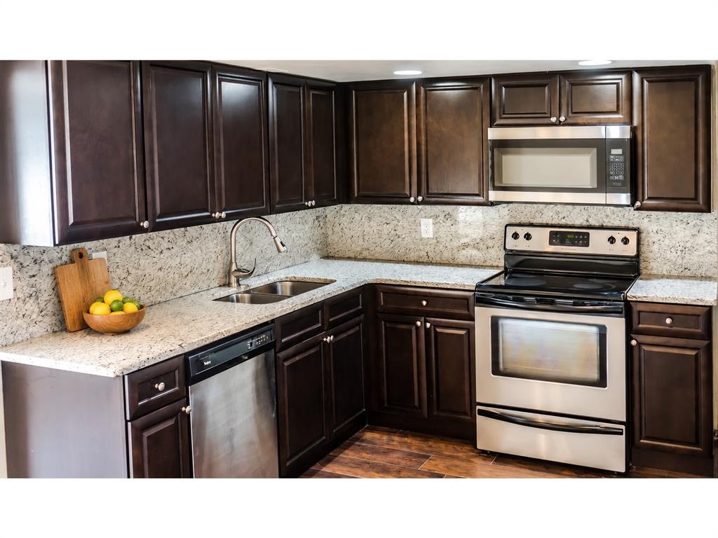3451 DEVONSHIRE DRIVE, HOLIDAY, FL — photo 3 of 8