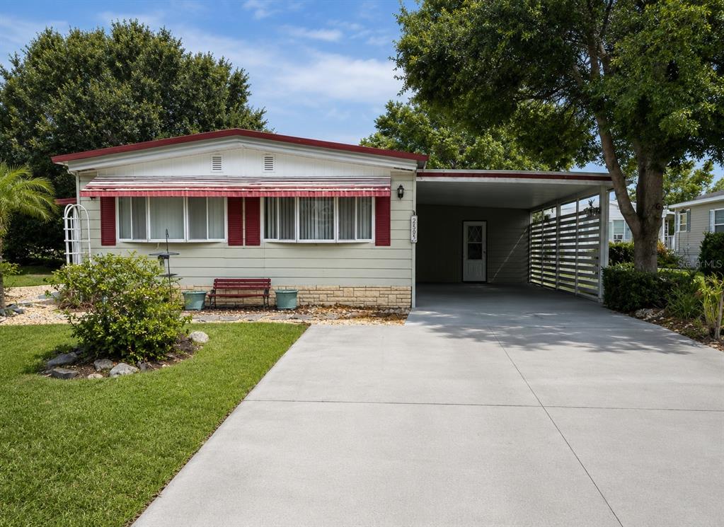 2595 BROOKSIDE CIR