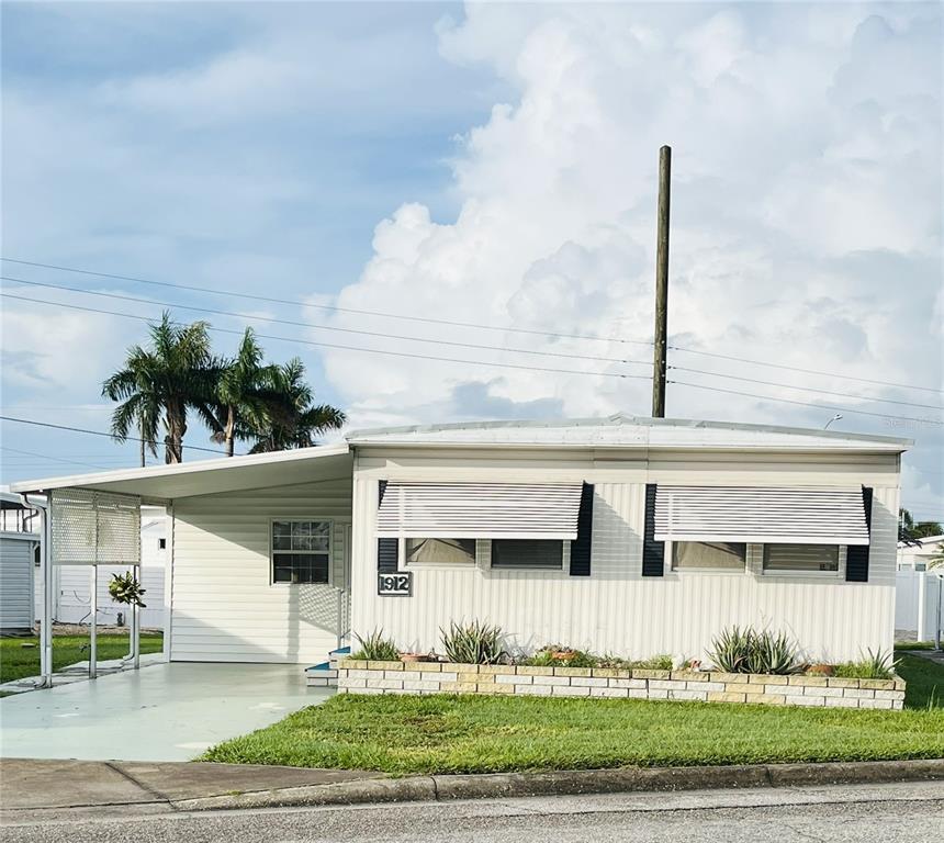 1912 FLORIDA BOULEVARD