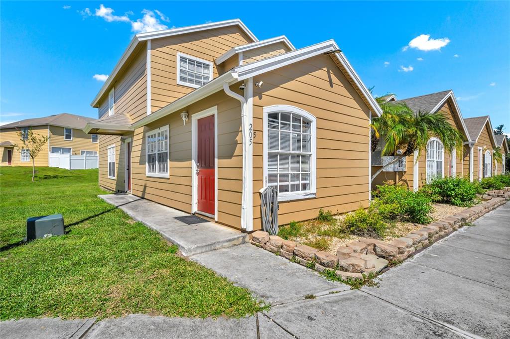 205 COCONUT PALM WAY
