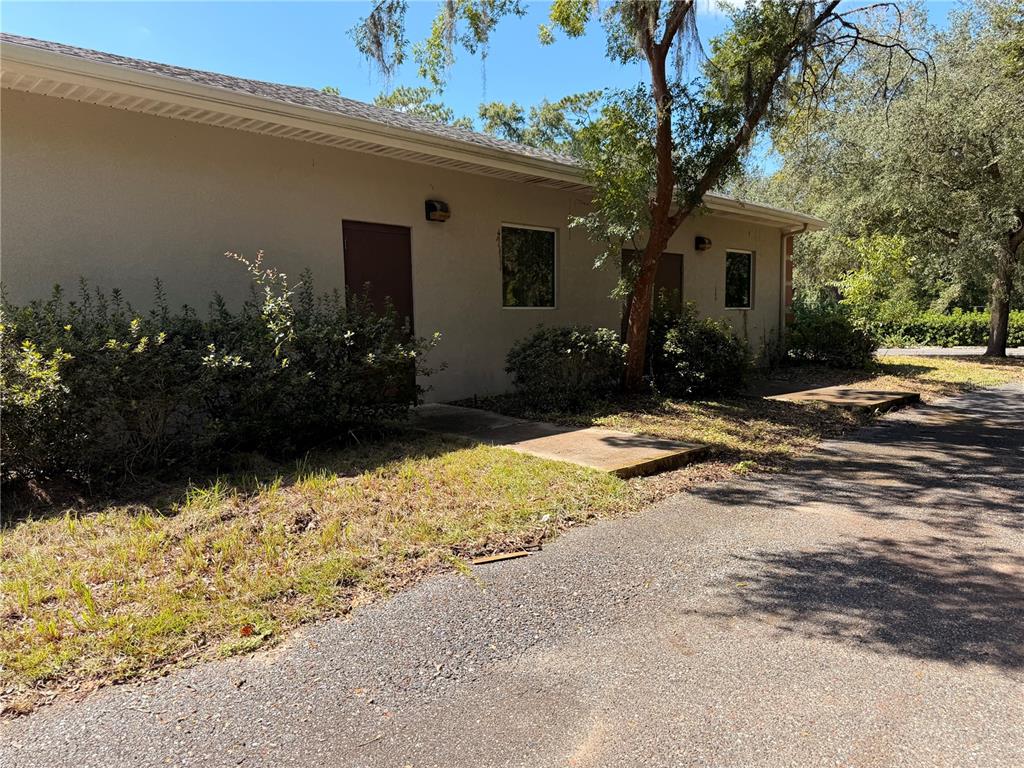 54750 COUNTY ROAD 445A, ASTOR, FL — photo 3 of 16