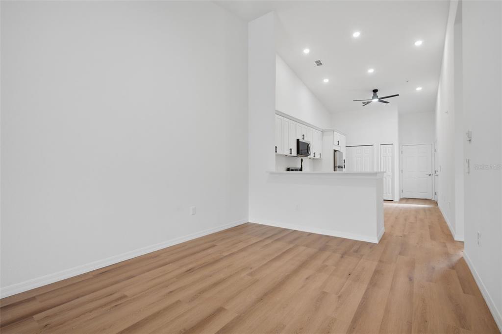 1411 OAK PL UNIT C, APOPKA, FL — photo 3 of 30