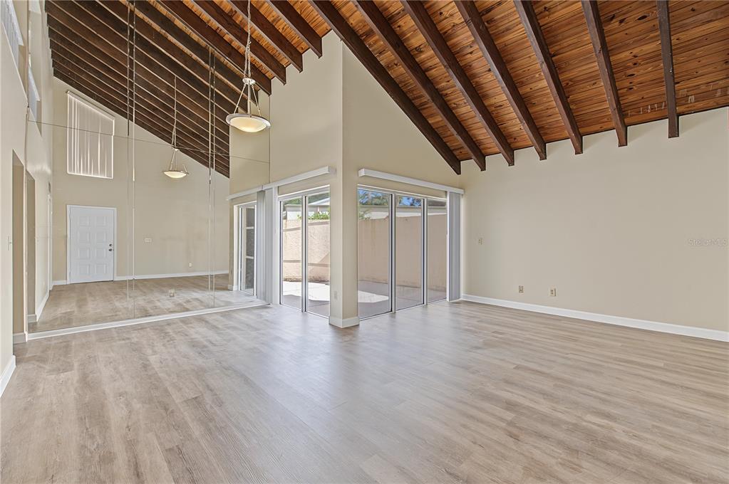 2729 FOXFIRE COURT UNIT C, CLEARWATER, FL — photo 5 of 46
