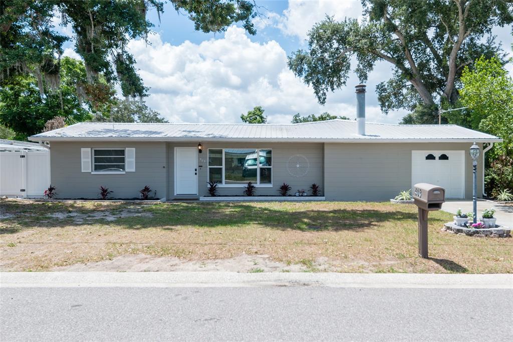 503 HEDGE ROW ROAD