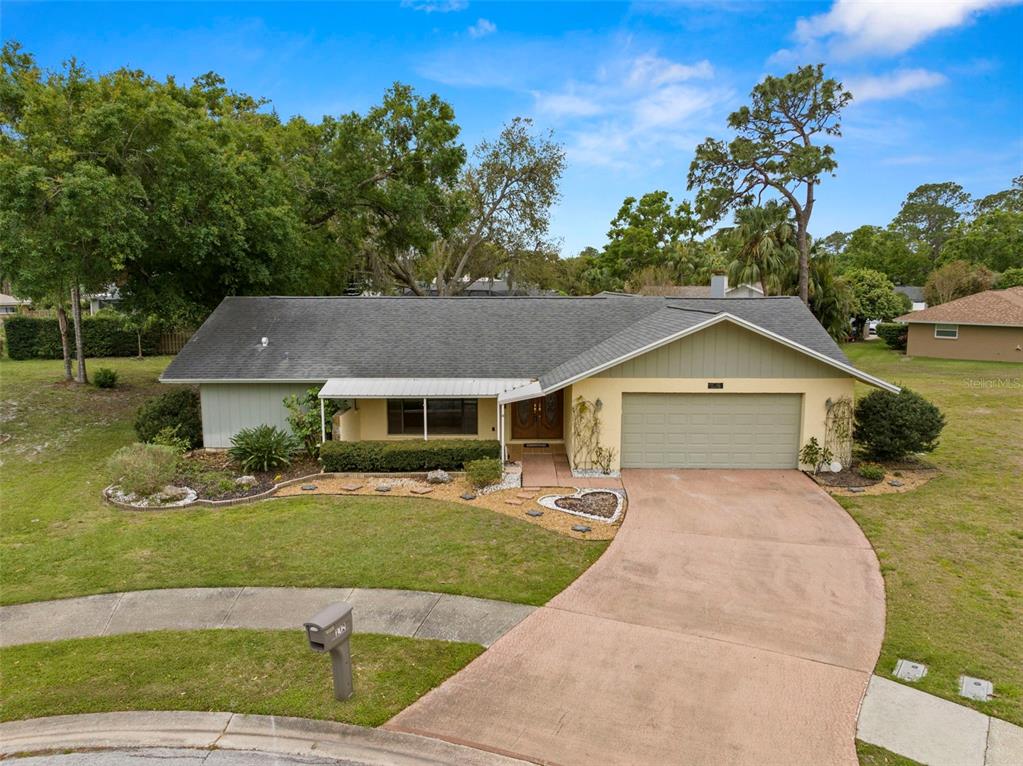 112 ROSEWOOD COURT