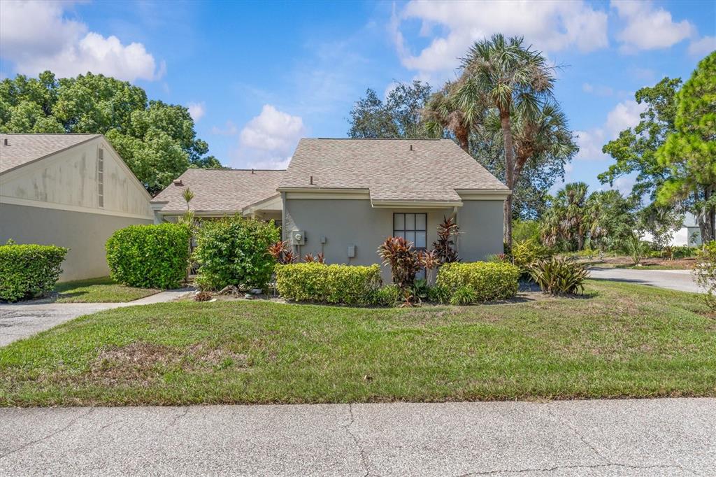 1 WINDRUSH BAY DRIVE, TARPON SPRINGS, FL — photo 3 of 56