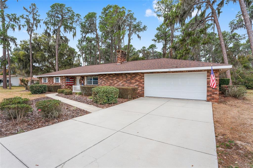 98 MOCKINGBIRD LANE