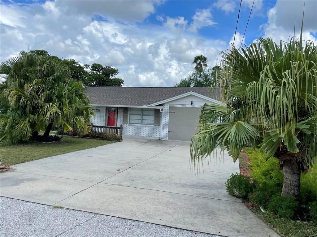 13734 COCO AVENUE, HUDSON, FL — photo 4 of 30