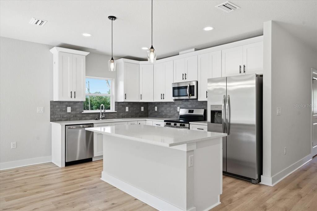 13014 DOWNY WOODPECKER ROAD, WEEKI WACHEE, FL — photo 3 of 12