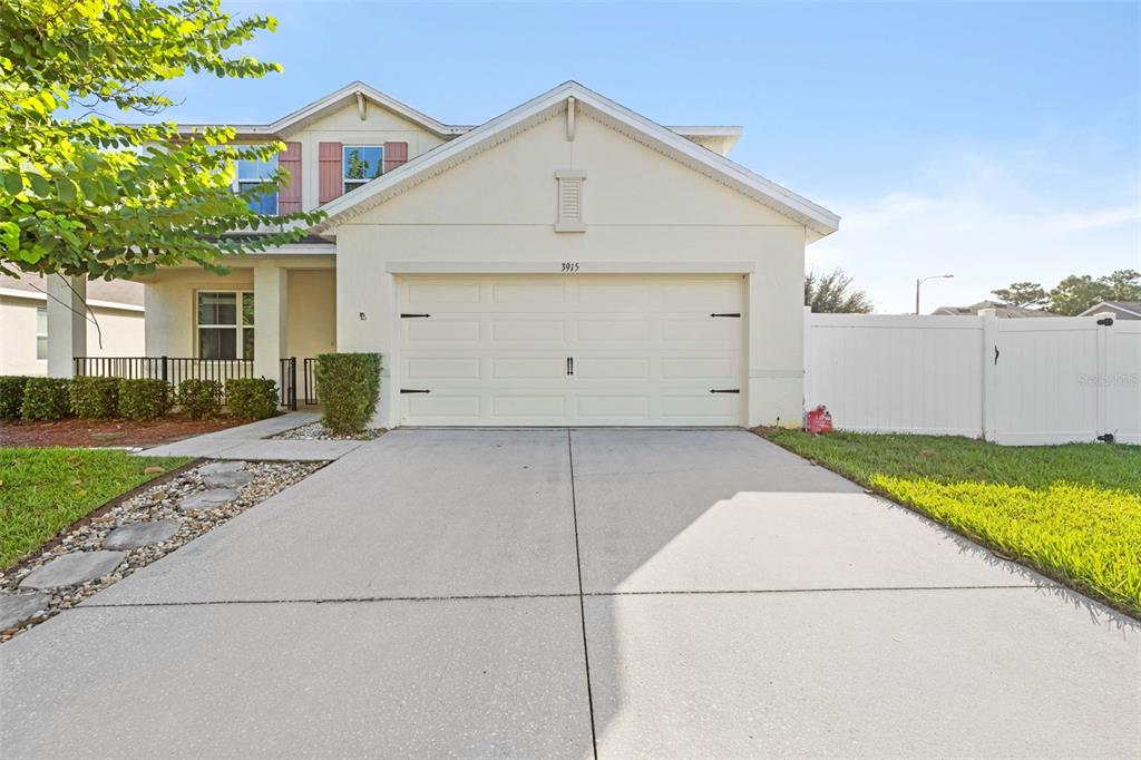 3915 BRAMBLEWOOD LOOP, SPRING HILL, FL — photo 2 of 30