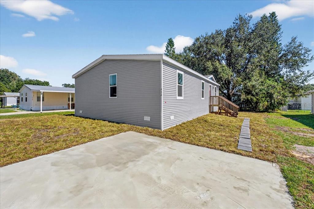 2207 HIALEAH AVENUE, LEESBURG, FL — photo 3 of 28