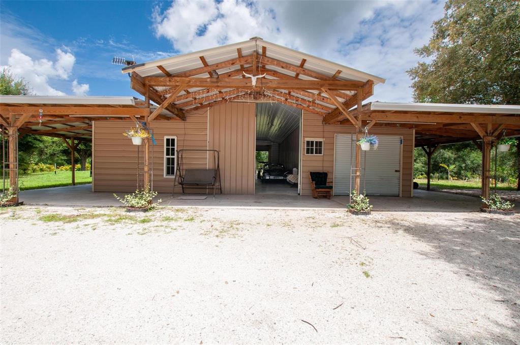 2464 SW KLEIS DRIVE