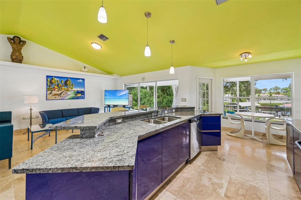 6701 3RD STREET W, BRADENTON, FL — photo 2 of 30
