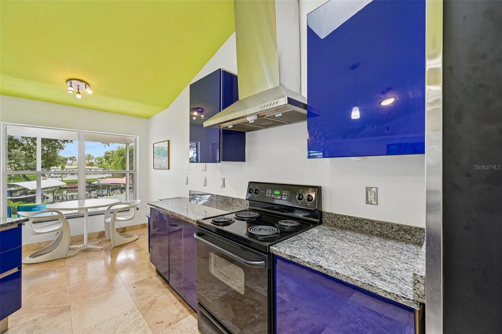 6701 3RD STREET W, BRADENTON, FL — photo 3 of 30