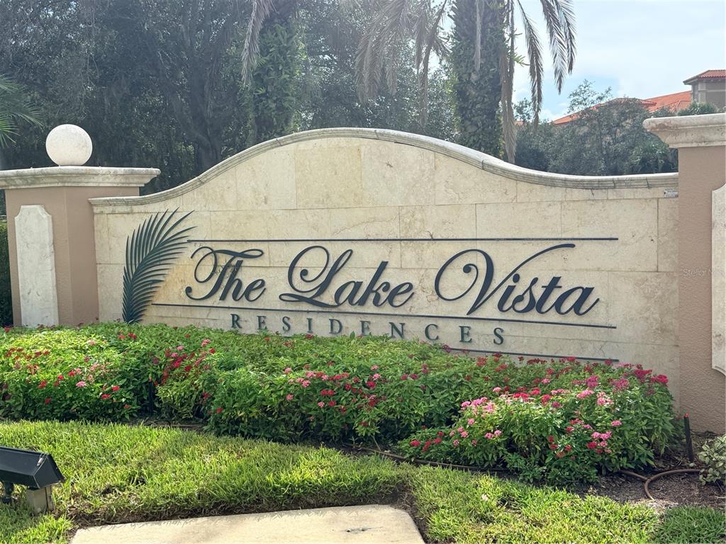 7702 LAKE VISTA COURT UNIT 303, LAKEWOOD RANCH, FL — photo 3 of 30