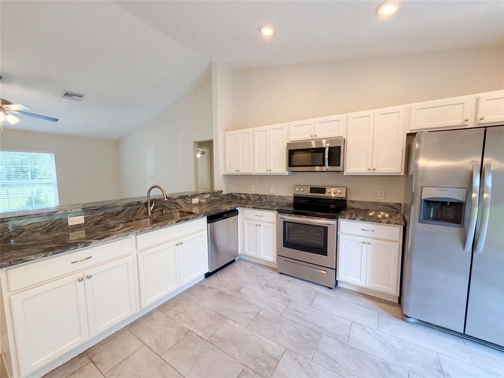 5209 SW 128TH PLACE, OCALA, FL — photo 2 of 13