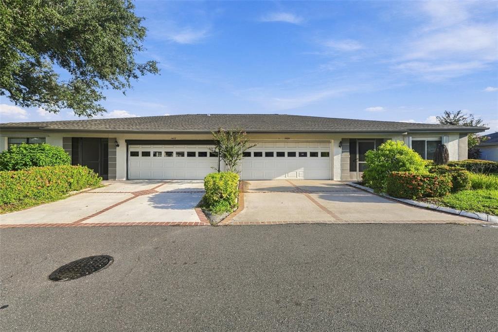 1405 LANGLEY DRIVE, SUN CITY CENTER, FL — photo 2 of 30