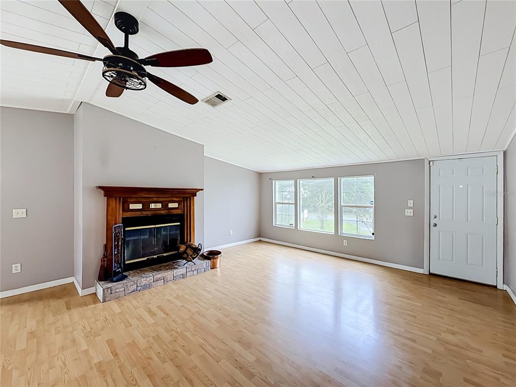 8585 NW 15TH AVENUE, OCALA, FL — photo 3 of 30