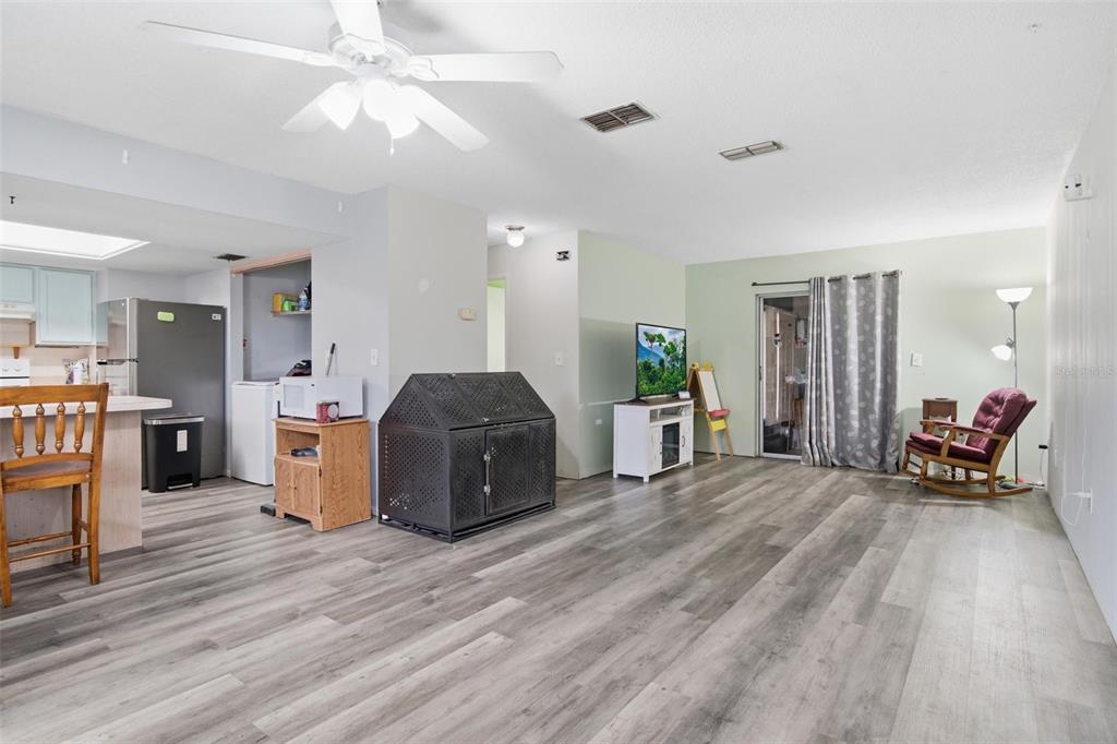 5537 W CAGNEY LOOP, HOMOSASSA, FL — photo 3 of 30