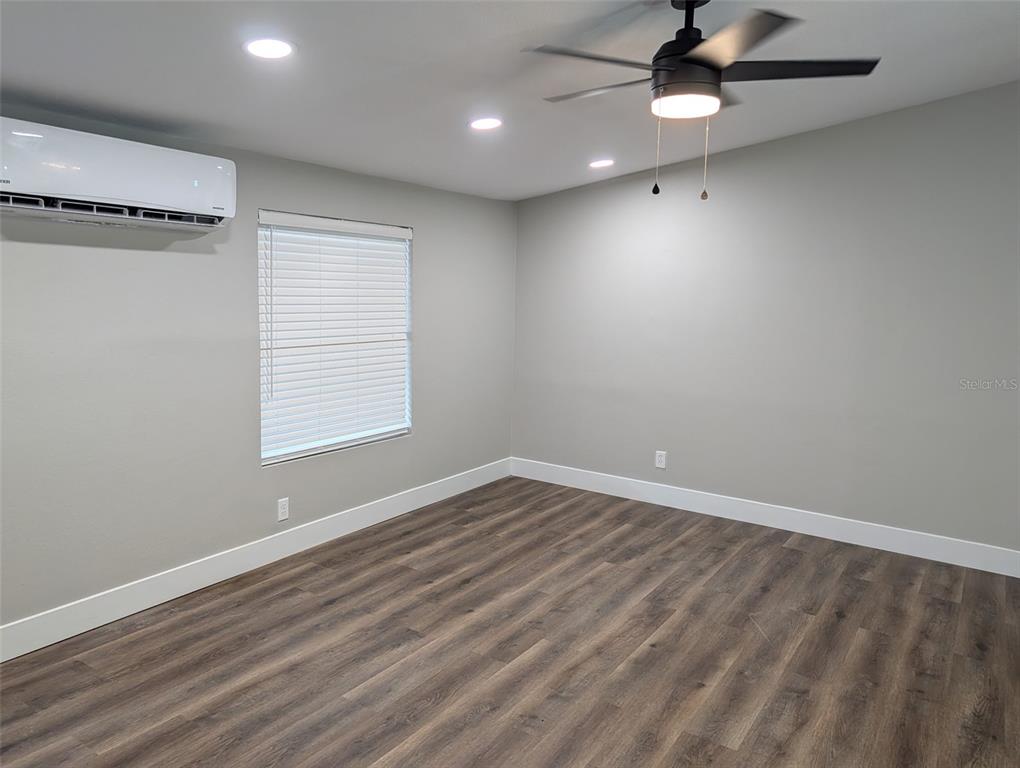 24304 MAXWELL STREET, ASTOR, FL — photo 3 of 23