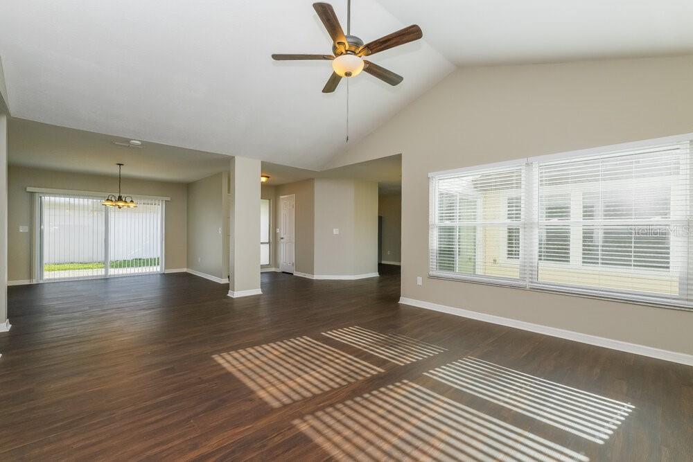 7022 DRURY STREET, TAMPA, FL — photo 3 of 16