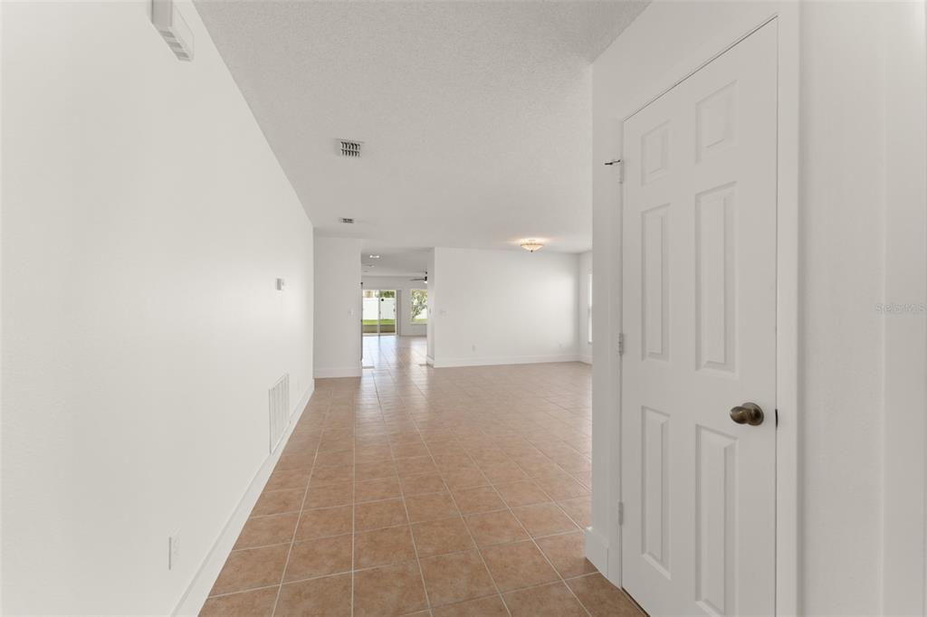 13050 PRAIRIE MEADOWS DRIVE, ORLANDO, FL — photo 4 of 35