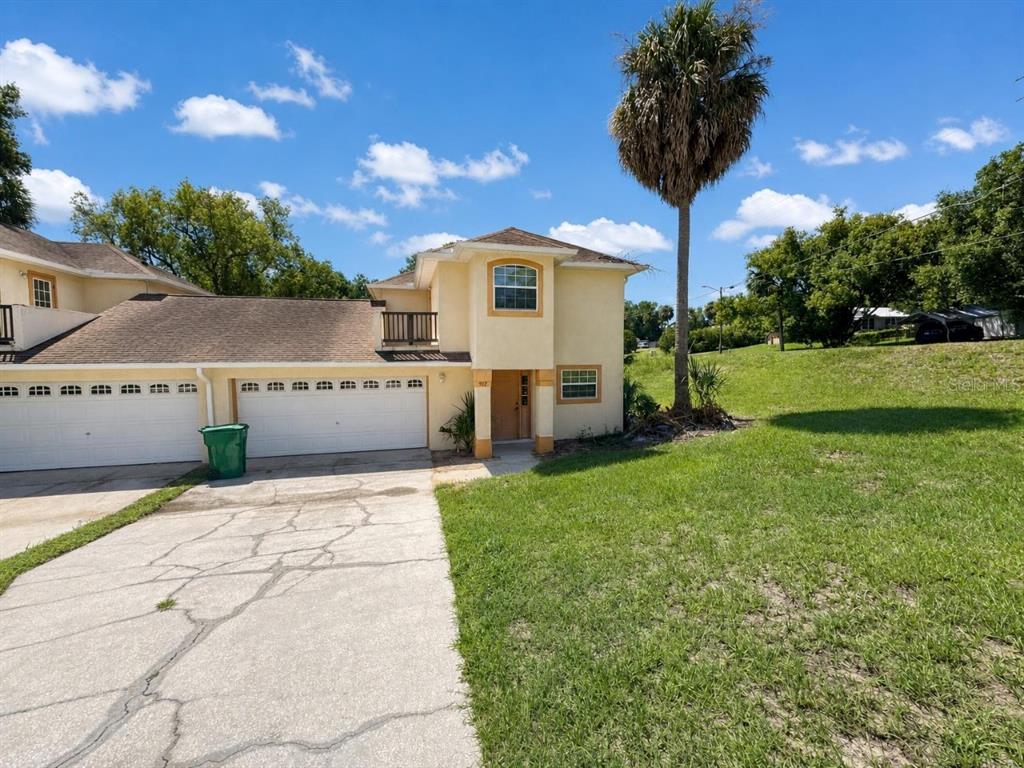 912 E CITRUS AVENUE