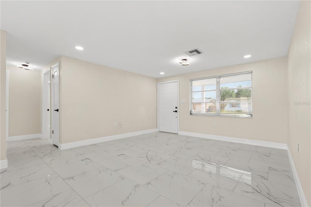 3041 HOLIDAY LAKE DRIVE, HOLIDAY, FL — photo 5 of 36