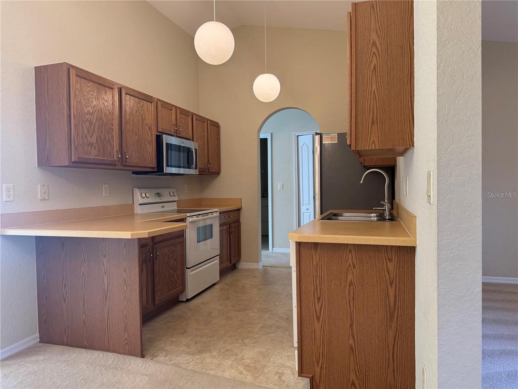 1014 NE 22ND AVENUE, OCALA, FL — photo 4 of 20