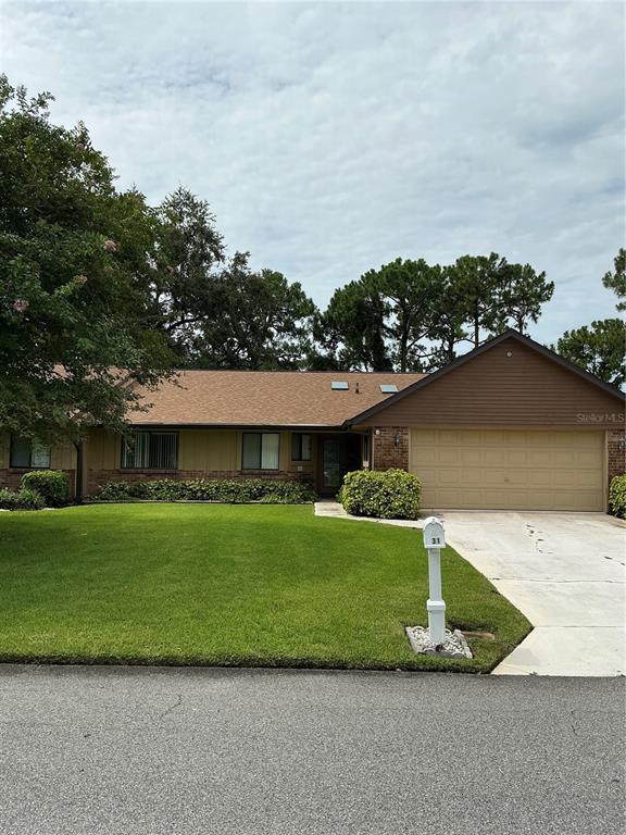 31 LAKE FAIRGREEN CIRCLE