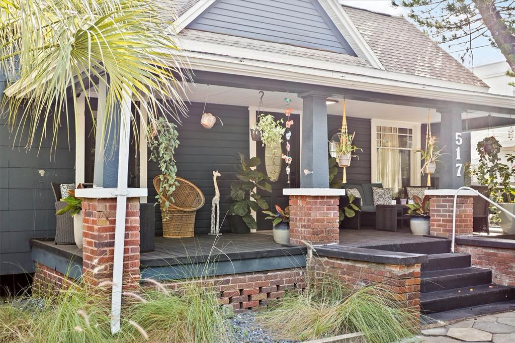 517 8TH STREET N, ST PETERSBURG, FL — photo 4 of 52