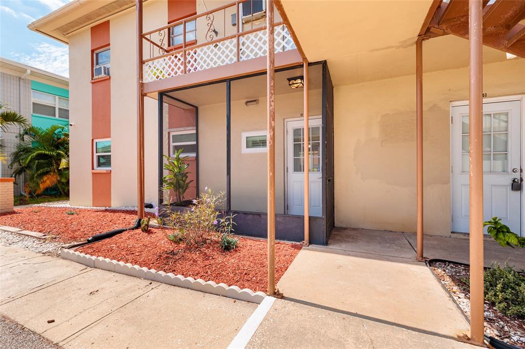 5396 4TH STREET N UNIT 101, ST PETERSBURG, FL — photo 4 of 32