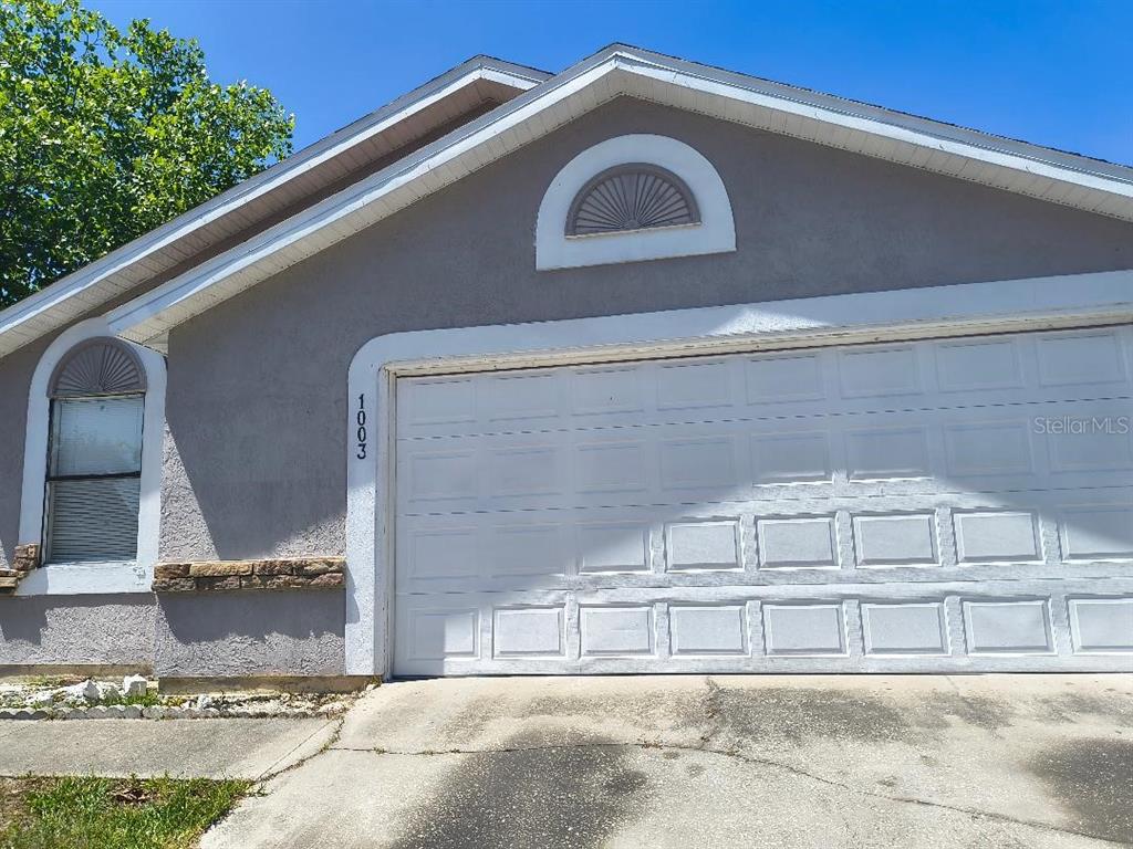 1003 WINTERBERRY LANE