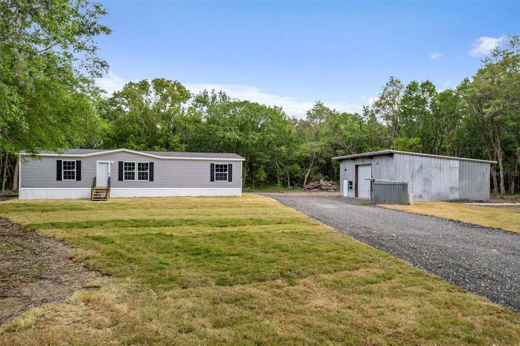 3886 SHADY LANE