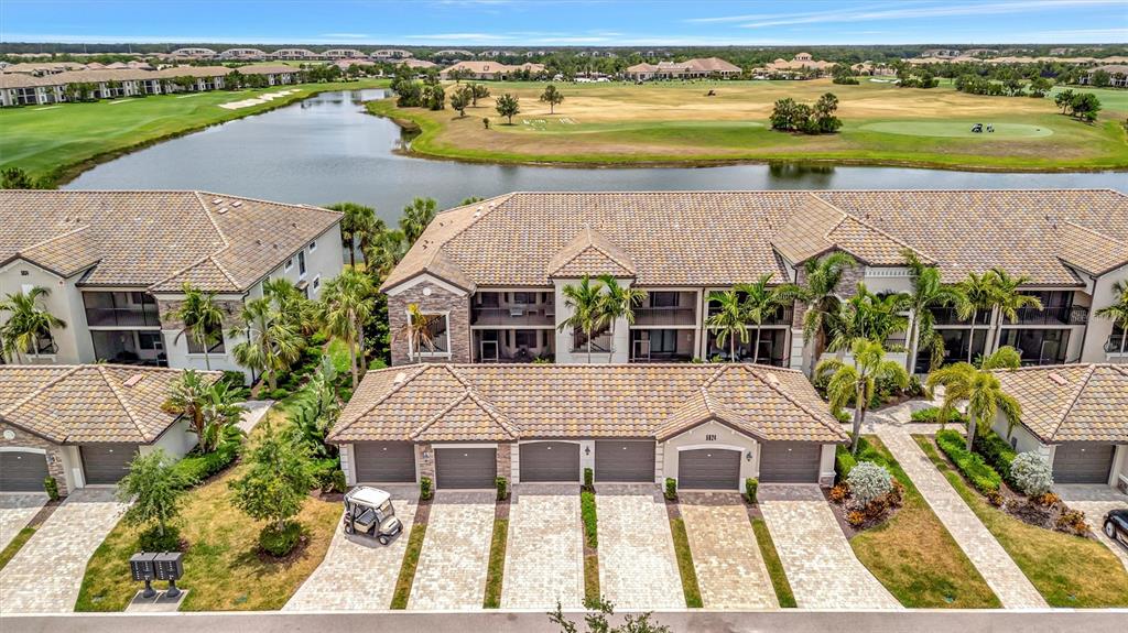 5624 PALMER CIRCLE UNIT 101