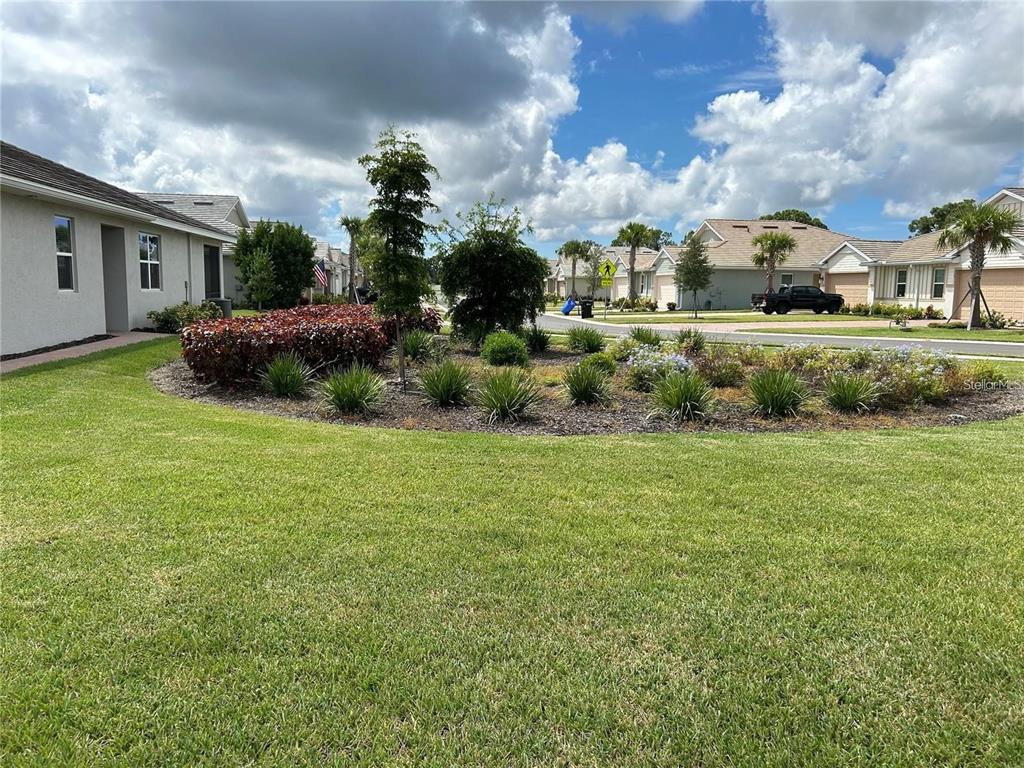 139 IBIZA LOOP, VENICE, FL — photo 2 of 28