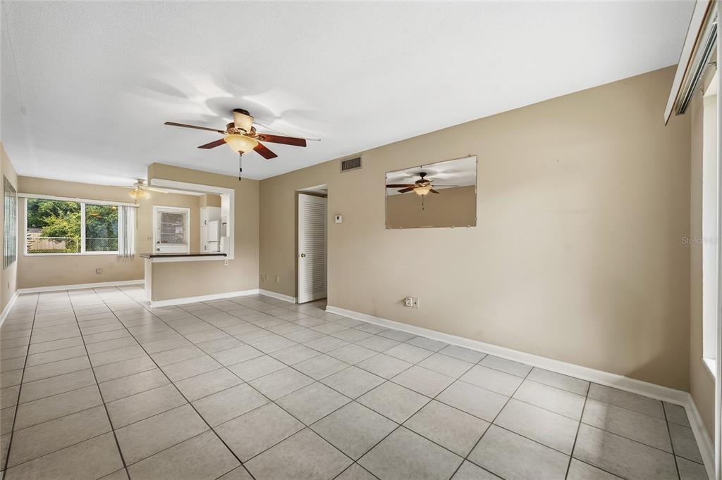 825 N PRIMROSE DRIVE UNIT 111, ORLANDO, FL — photo 3 of 28