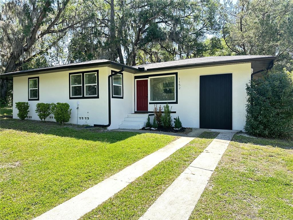 1152 NE 9TH STREET