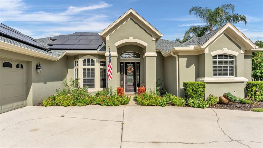 158 COSTA LOOP