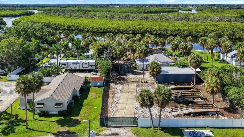 102 TROUVE LANE, RUSKIN, FL — photo 2 of 30