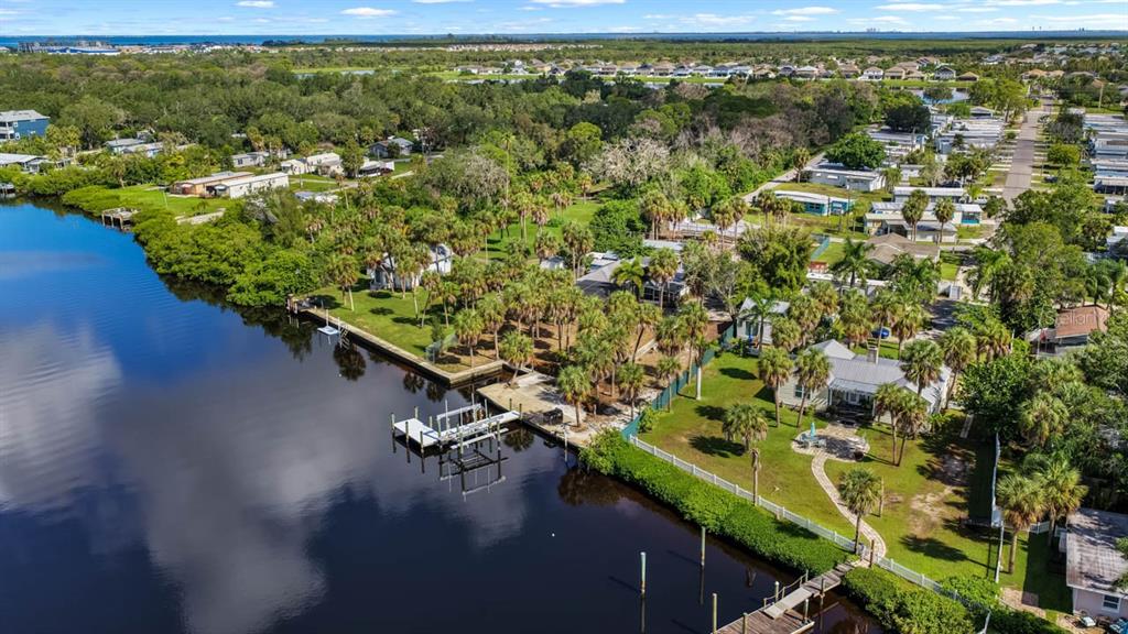 102 TROUVE LANE, RUSKIN, FL — photo 4 of 30