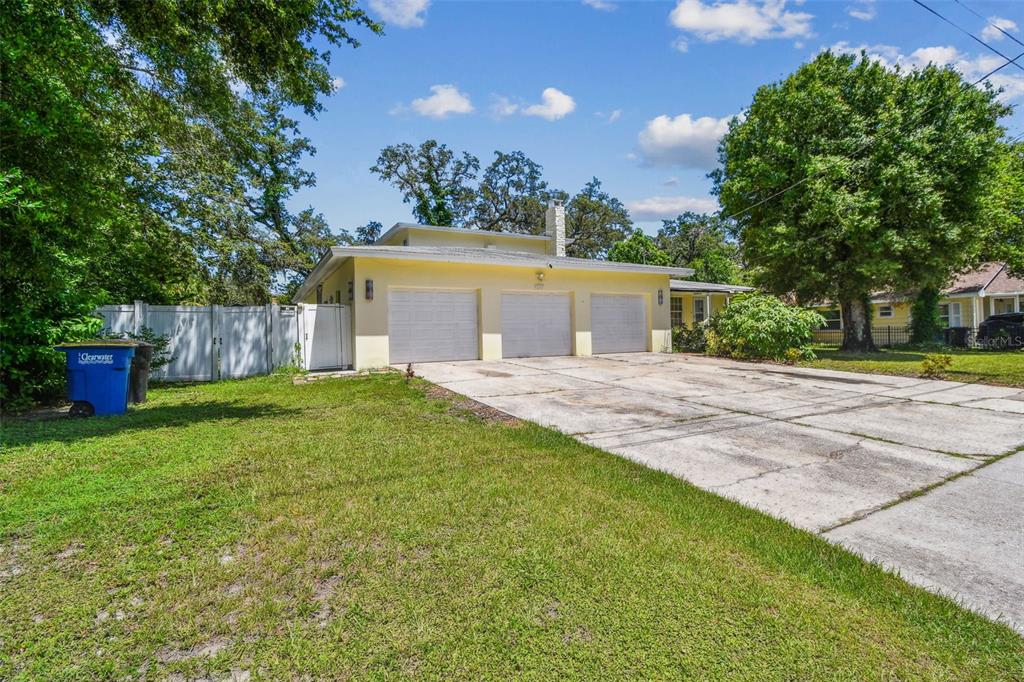 1377 S WASHINGTON AVENUE, CLEARWATER, FL — photo 2 of 21