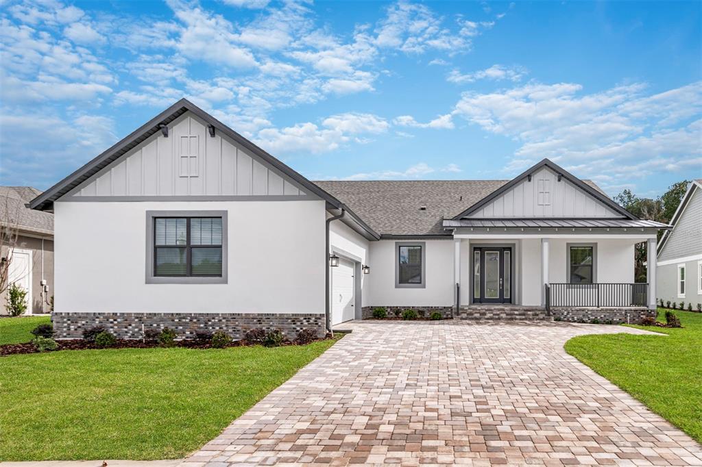4895 HICKORY OAK DRIVE
