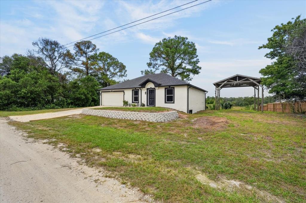 8221 NORMANDY DRIVE, WEEKI WACHEE, FL — photo 4 of 30
