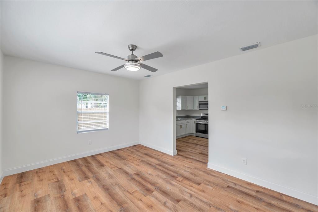 1811 QUINCY STREET S, ST PETERSBURG, FL — photo 4 of 25