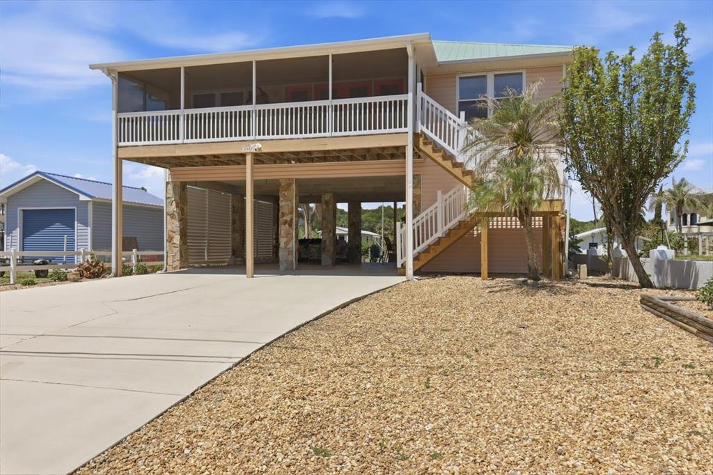 2882 N COMANCHE POINT