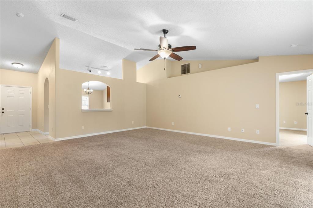 46 RICKENBACKER DRIVE, PALM COAST, FL — photo 4 of 57