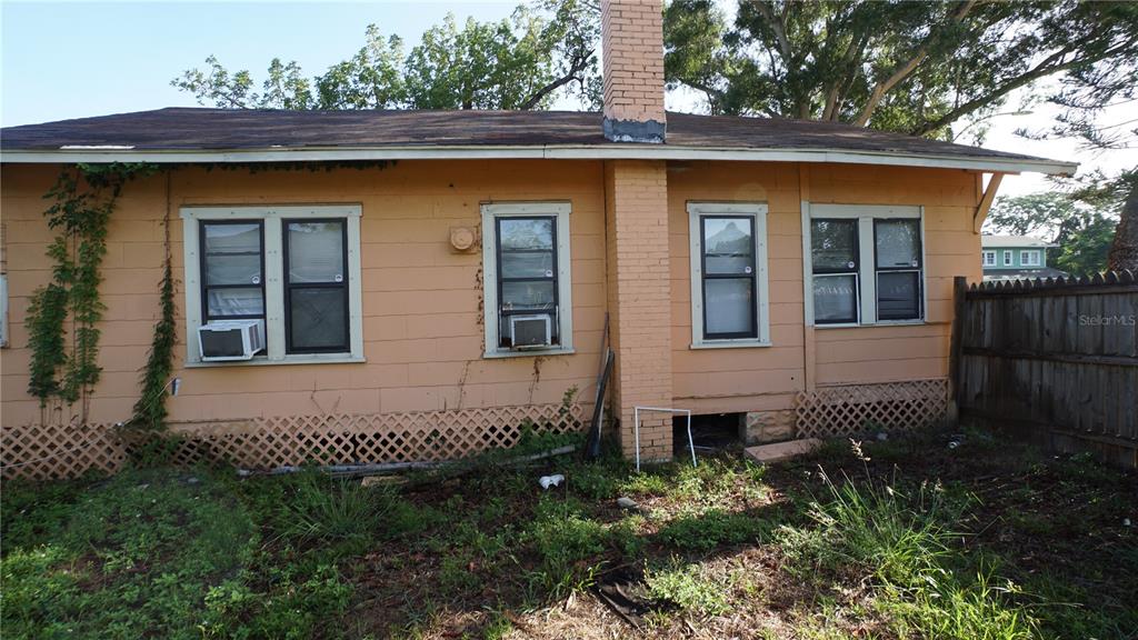 2135 44TH STREET S, ST PETERSBURG, FL — photo 2 of 10