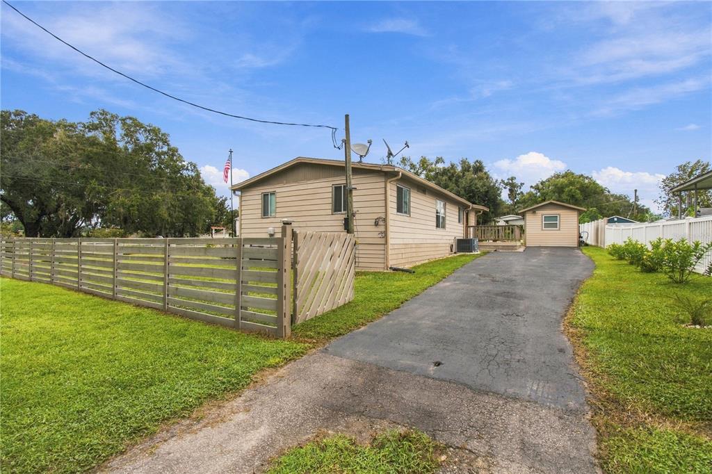 14934 DOUGLAS STREET, DADE CITY, FL — photo 4 of 30