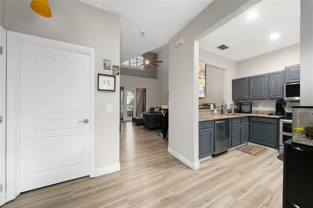 13301 SUMMERTON DRIVE, ORLANDO, FL — photo 3 of 30